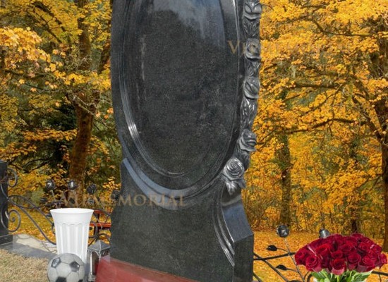 Элитные памятники из гранита в Москве