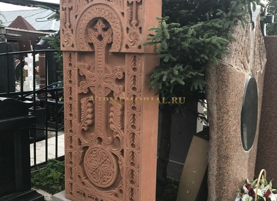 Армянский памятник по индивидуальному заказу