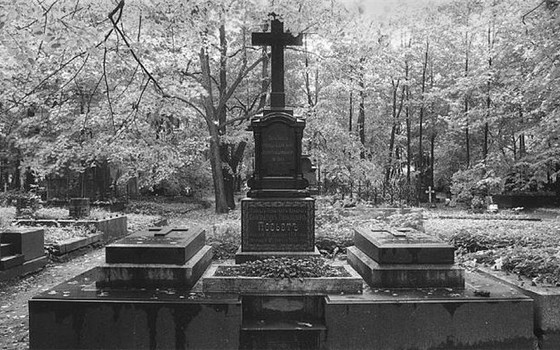 Надгробные памятники XIX века