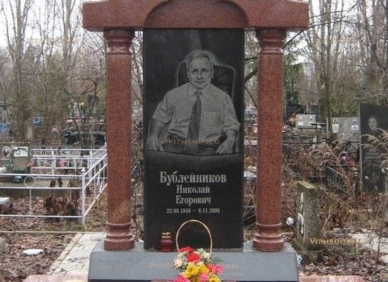 Элитные памятники из камня