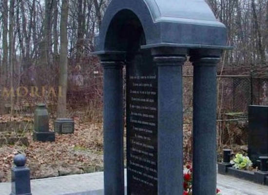 Элитные памятники в Москве