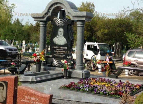 Элитные памятники, статуи