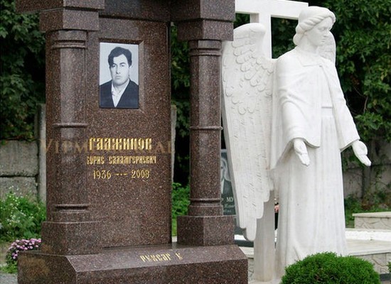 Элитные памятники из натурального камня