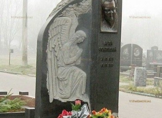 Оформление элитных памятников и мемориальных комплексов