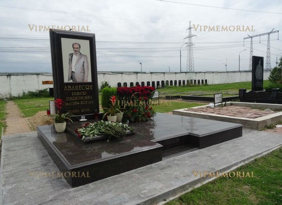 Производство элитных памятников