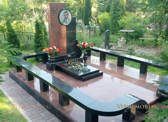 Элитные памятники и ограды