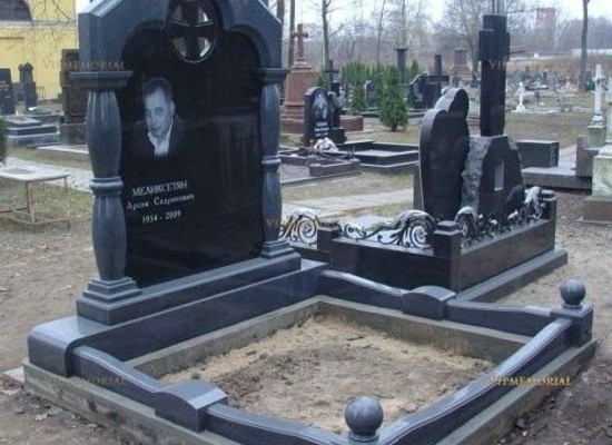 Элитные памятники из натурального камня
