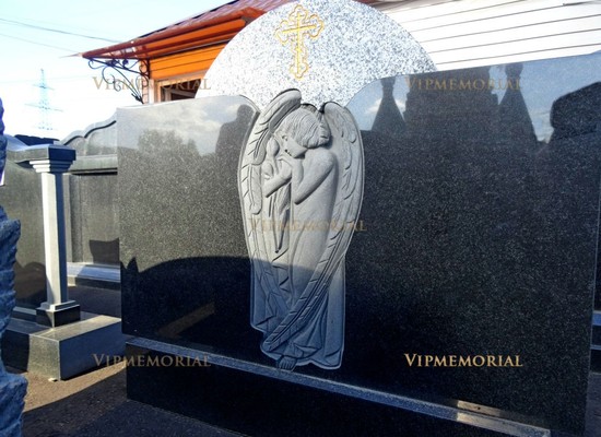 Элитные памятники в Москве
