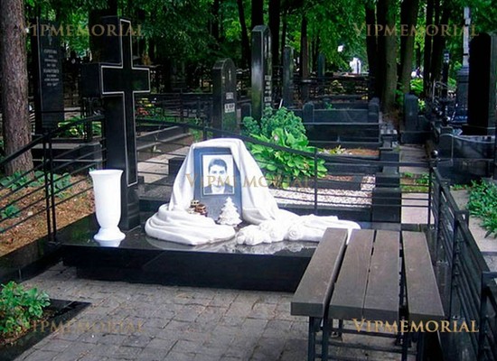 Элитные памятники, комплексы