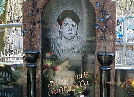 Эксклюзивные памятники из гранита