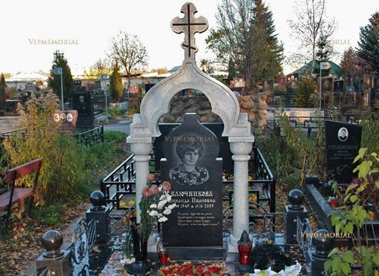 27 - Эксклюзивные гранитные памятники