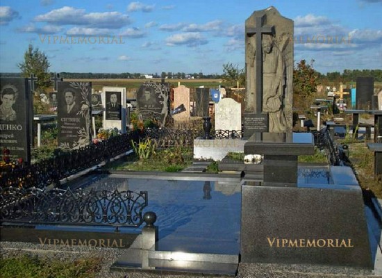 Художественное оформление памятников