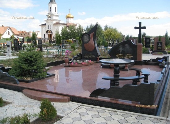 Комплексное оформление захоронений, памятники из гранита