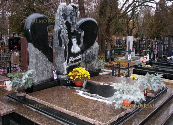 Комплексное оформление захоронений в Москве