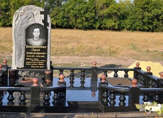Художественное оформление мраморных памятников