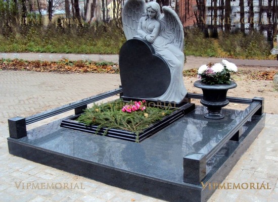 Комплексное оформление захоронений, памятники из мрамора