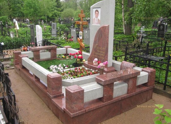 Индивидуальный подход к комплексному оформлению захоронений