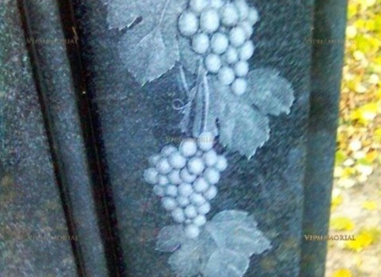 Благоустройство могил плиткой