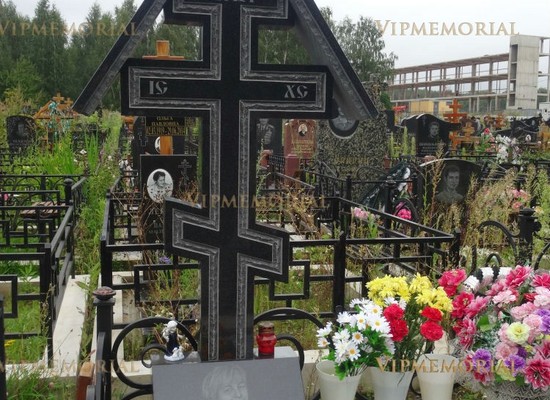 Кресты из гранита в Москве