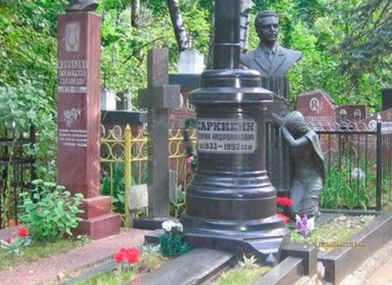 Заказ крестов из мрамора