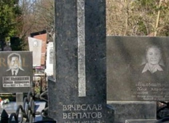 Элитные памятники, кресты из мрамора