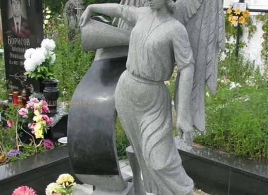 Мраморные статуи для могил