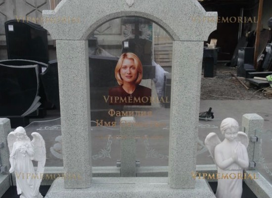 Надгробные памятники из жидкого стекла