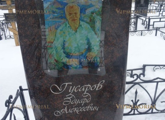 Фото на памятник из прочного стекла